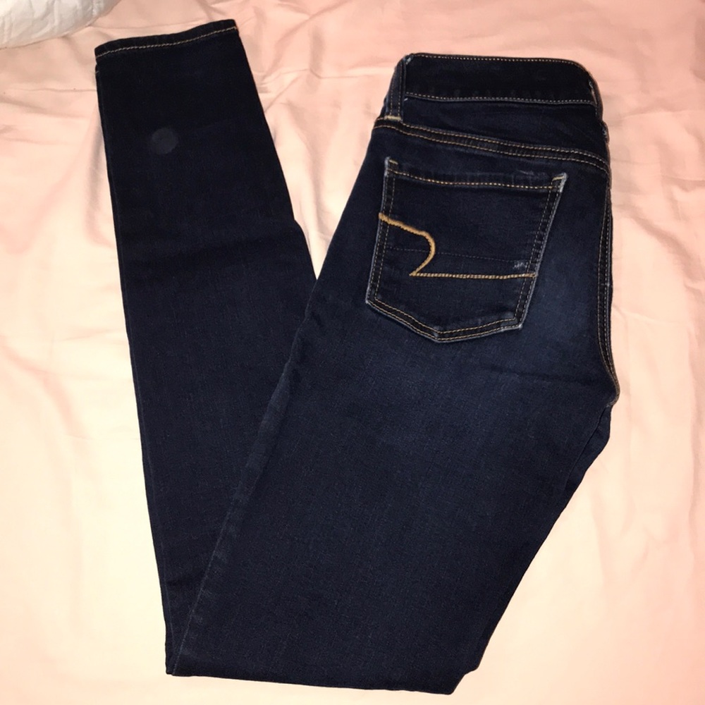 American Eagle Skinny Jegging Super Stretch!